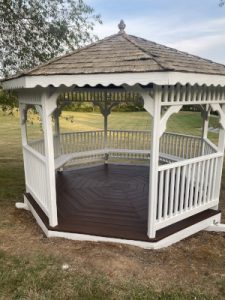 4 Practical Benefits of Wood Restoration